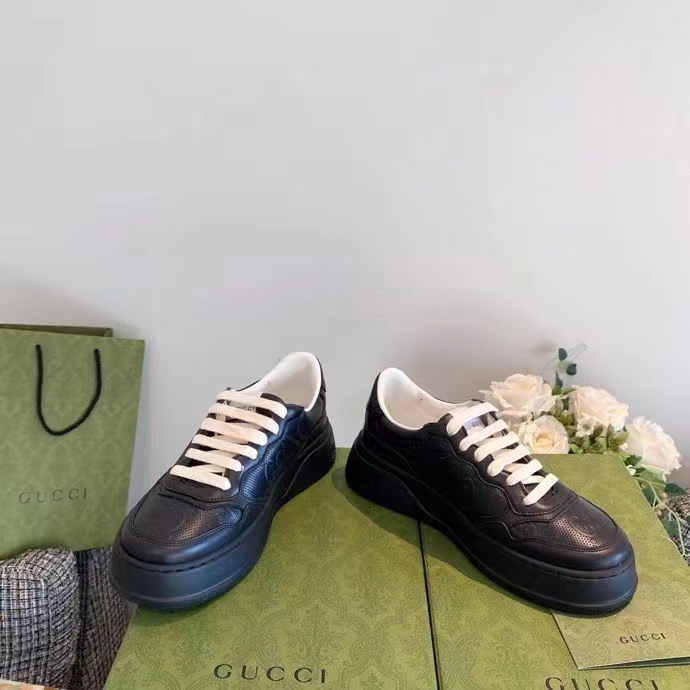 G*u*i unisex ace gg embossed sneaker black gg embossed leather rubber sole