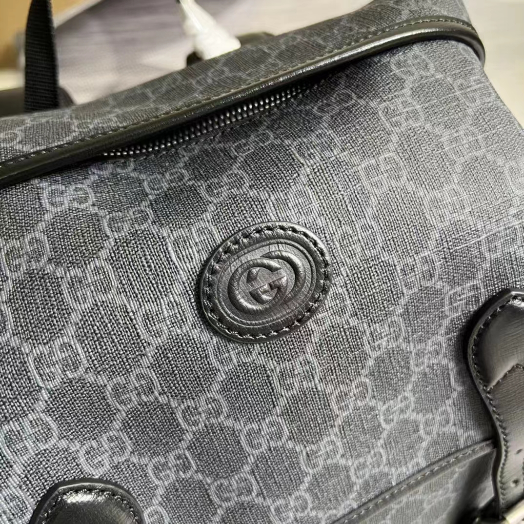 G*u*i unisex medium backpack interlocking g black gg supreme canvas
