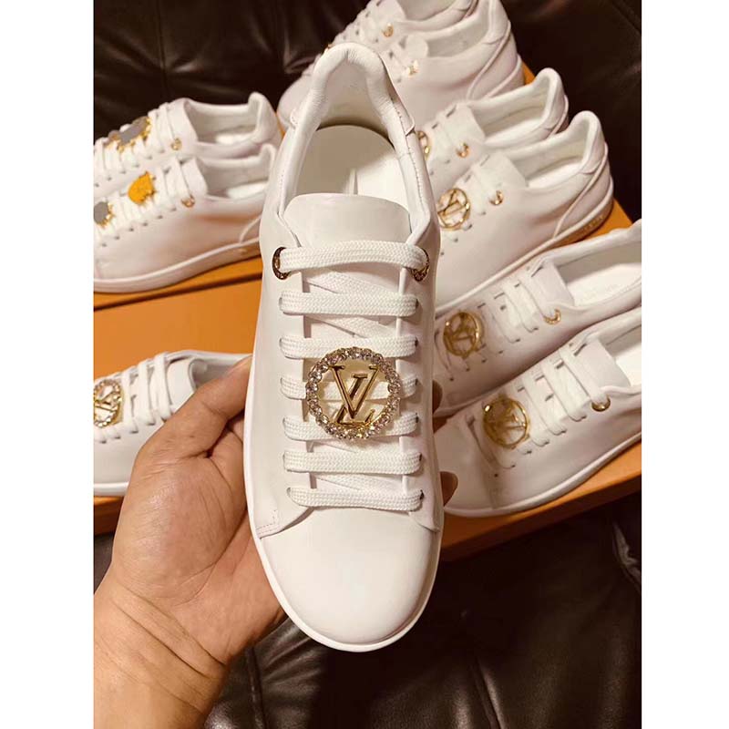 Louis Vuitton LV Unisex Frontrow Sneaker Circle White Calf Leather Rubber Outsole