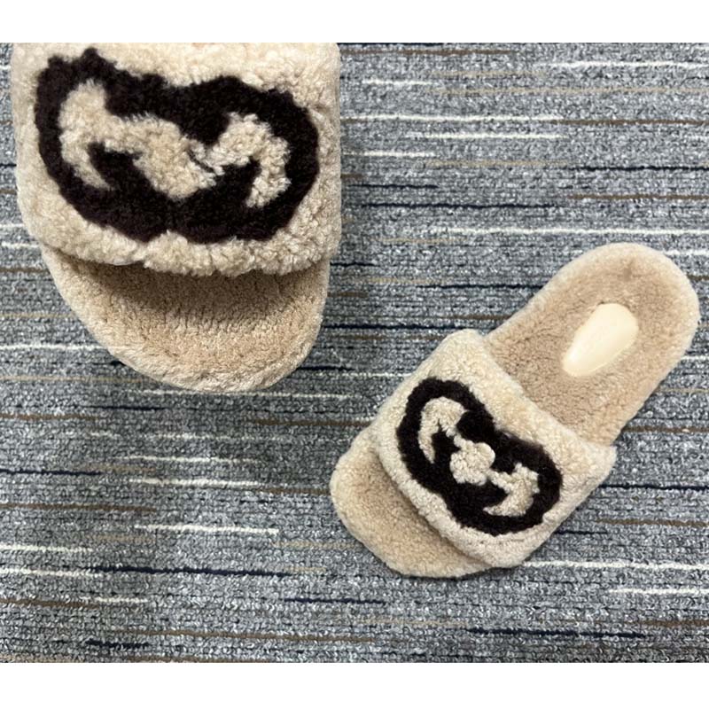 G*u*i unisex slide sandal interlocking g light brown merino wool flat