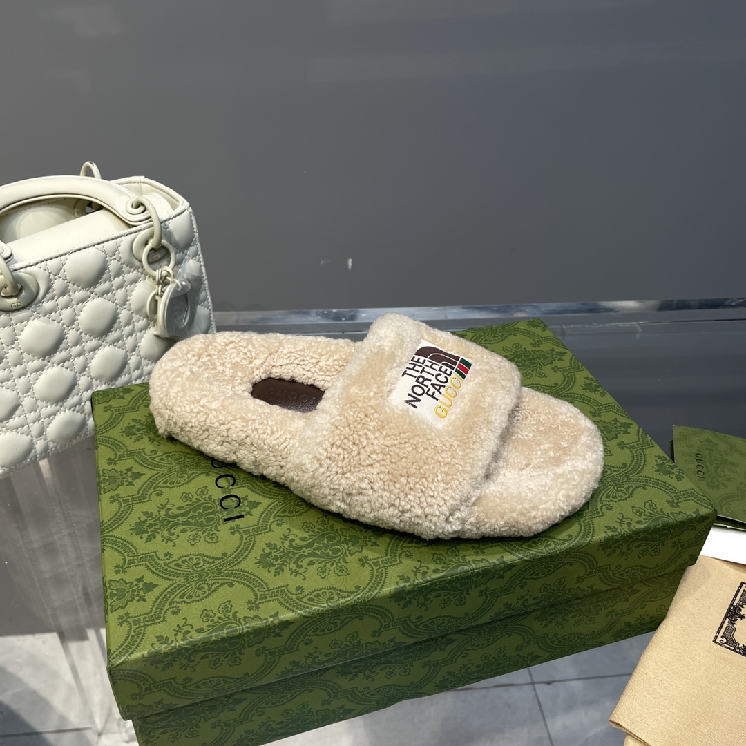 G*u*i unisex the north face x G*u*i slide beige merino wool rubber sole flat