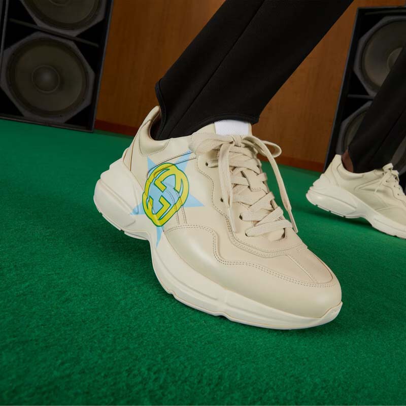 G*u*i unsiex rhyton star print sneaker ivory leather interlocking g rubber sole mid heel