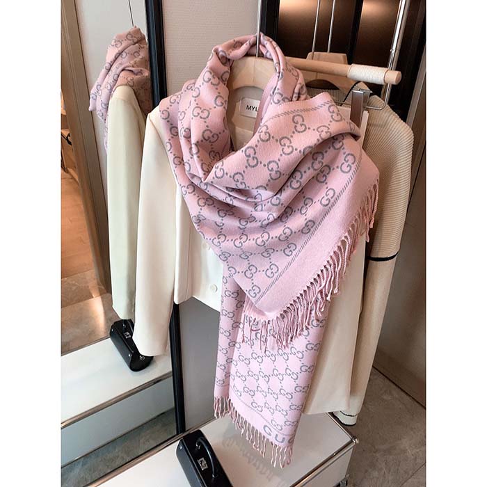 G*u*i unisex gg wool scarf beige mini gg lilac tassel detail