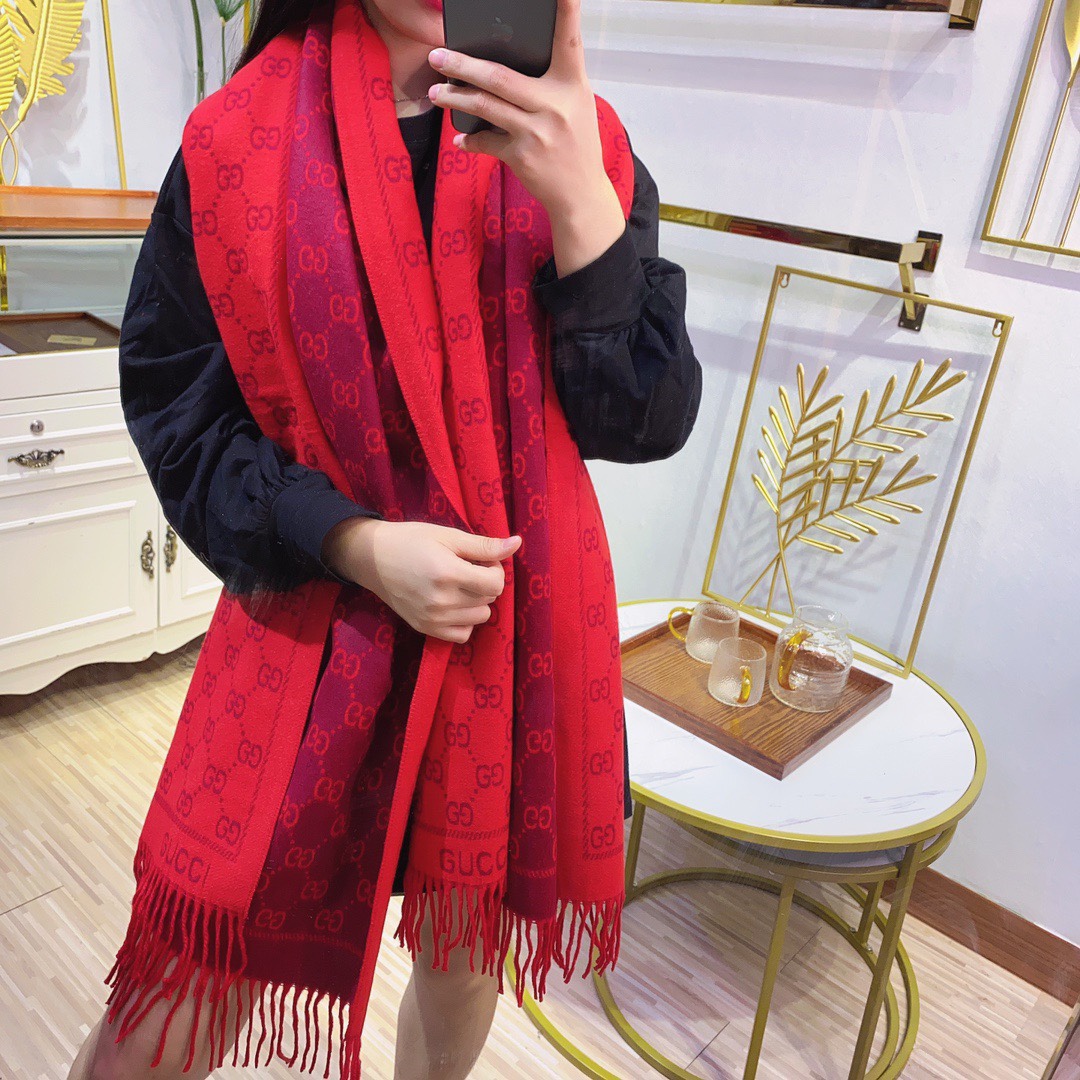 G*u*i women gg jacquard pattern knitted scarf magenta bordeaux gg wool