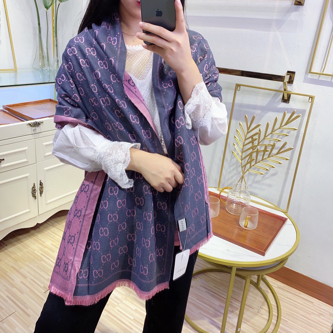 G*u*i women gg wool scarf graphite pink gg fringe edges
