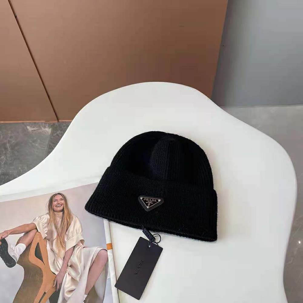 Prada Women Wool and Cashmere Beanie-Black