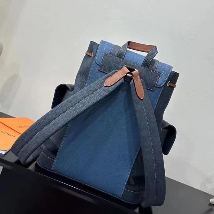Louis Vuitton LV Unisex Christopher MM Backpack Denim Blue Navy Taurillon Leather