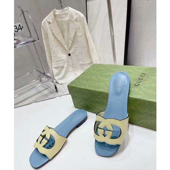 G*u*i unisex interlocking g cut-out slide sandal yellow light blue suede flat