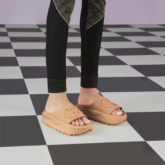 G*u*i unisex interlocking g slide sandal brown gg rubber low 4.3 cm heel