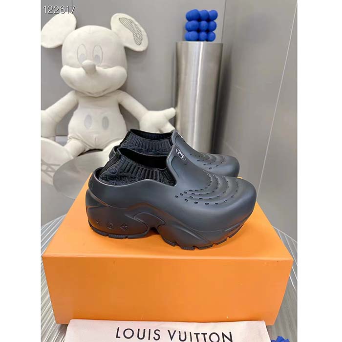 Louis Vuitton LV Unisex LV Shark Clog Black EVA Rubber Anatomic Insole