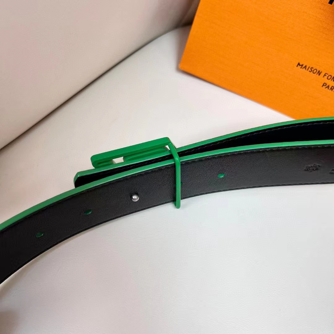 Louis Vuitton Unisex LV Line 40 MM Reversible Belt Green Monogram Eclipse Reverse Coated Canvas
