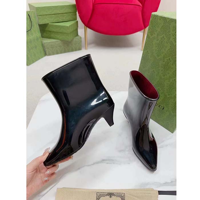 G*u*i women interlocking g ankle boot black shiny rubber matte point toe low-heel