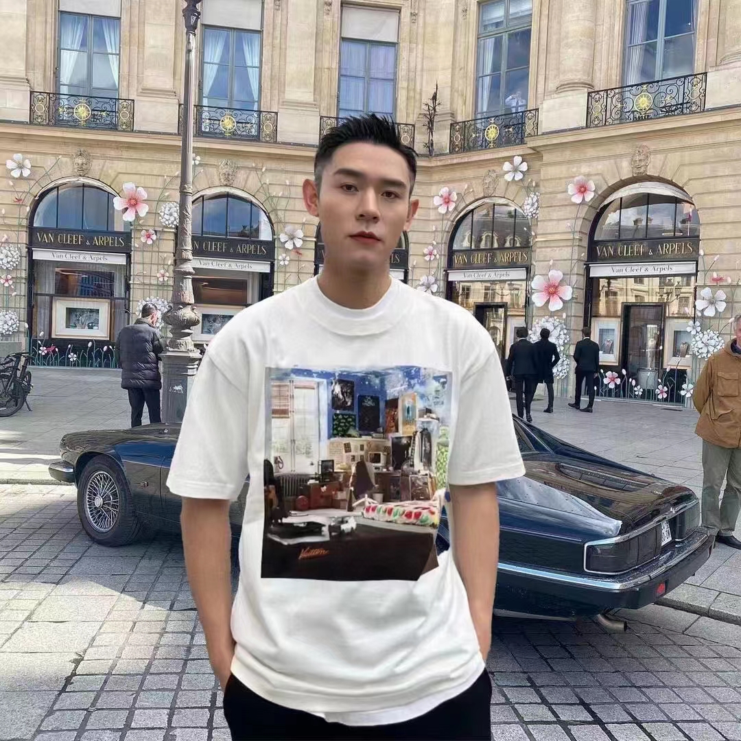 Louis Vuitton Men Printed Cotton T-Shirt Show Fit Ribbed Collar Milky White