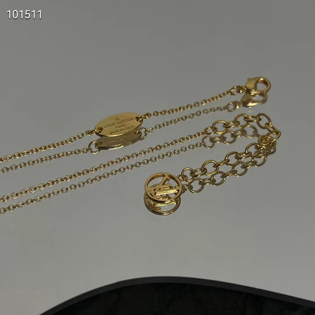louis vuitton unisex lv volt one pendant yellow gold 36 Di*m*nds 0.16 ct