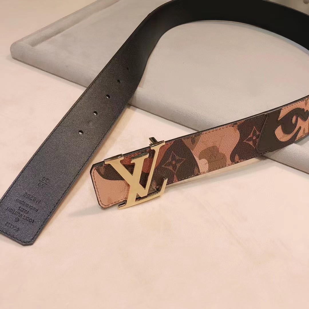 Louis Vuitton Unisex LV Initials 40 MM Reversible Belt Brown Leather Metal Buckle