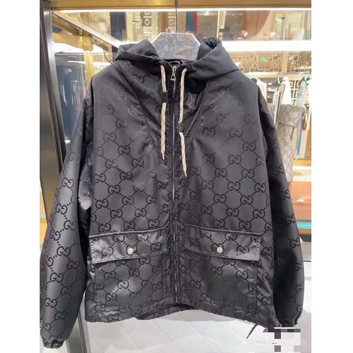 G*u*i men G*u*i off the grid hooded jacket black gg econyl regenerated nylon