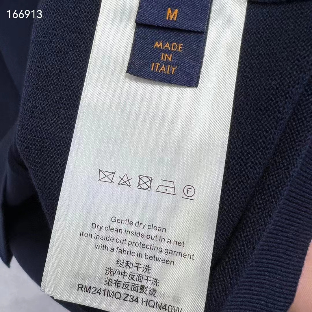 Louis Vuitton LV Men Short-Sleeved Cotton Crewneck Regular Fit Embossed Jacquard Monogram Navy Blue