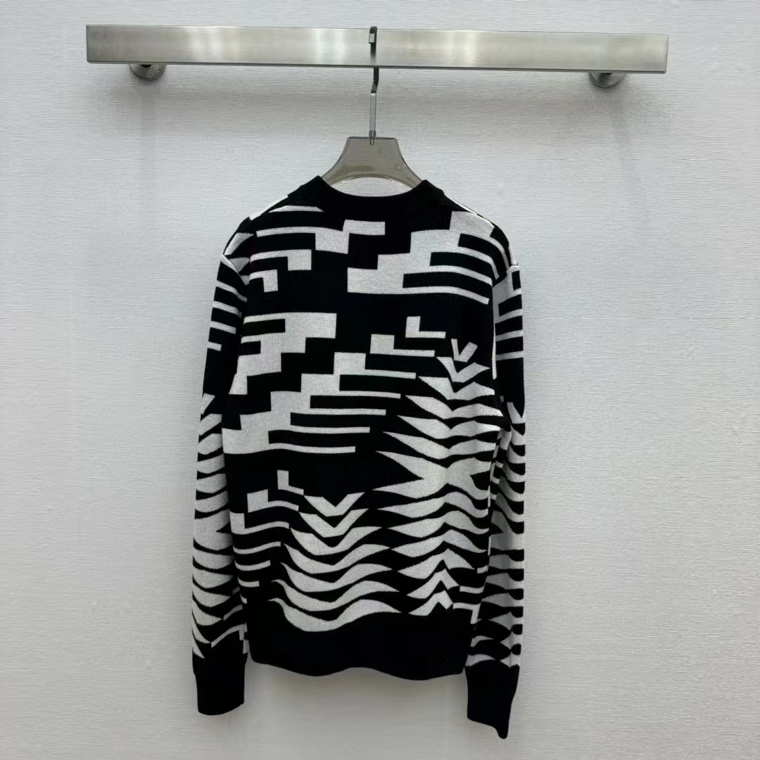 Louis Vuitton Men LV SKI Wool Pullover Regular Fit Fir Tree Jacquard Signature All Over