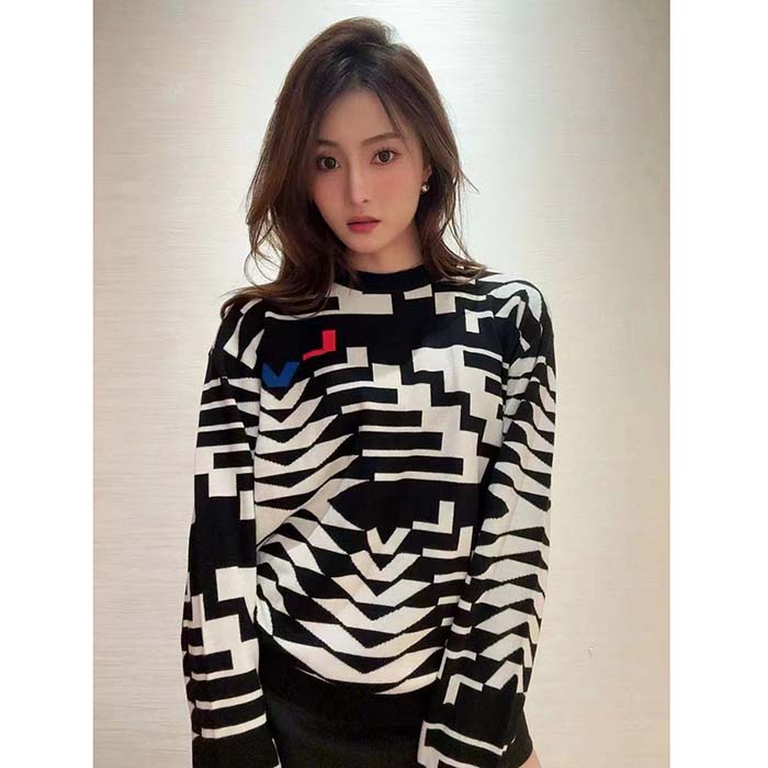 Louis Vuitton Women LV SKI Wool Pullover Regular Fit Fir Tree Jacquard Signature All Over