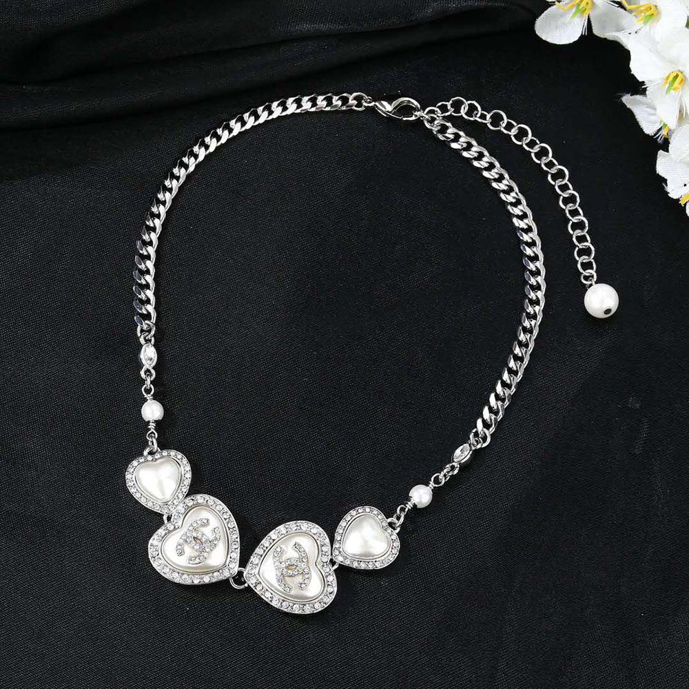 Chanel Women Choker in Metal Glass Pearls and Strass