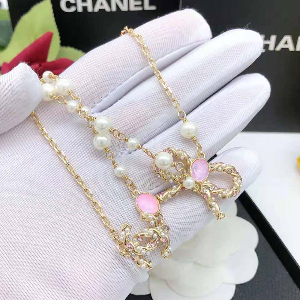 Chanel Women Long Necklace in Metal and Glass Pearls Strass
