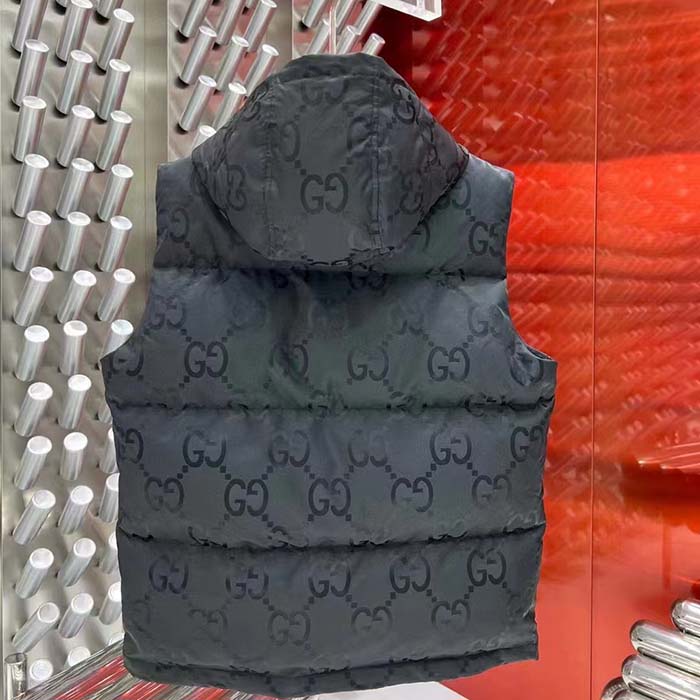 G*u*i men jumbo gg canvas vest padding front pockets zip closure hood zip pocket