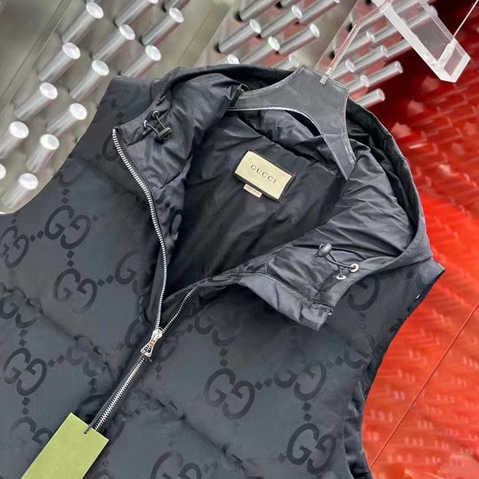 G*u*i men jumbo gg canvas vest padding front pockets zip closure hood zip pocket