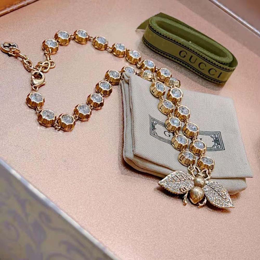 G*u*i women bee necklace with crystals