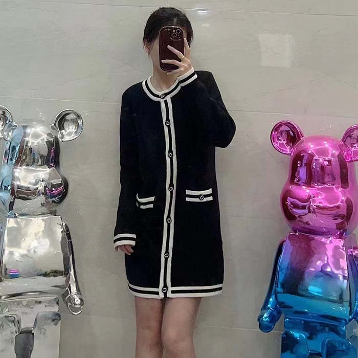 G*u*i women gg extra fine wool piquet coat collarless long sleeves two front pockets