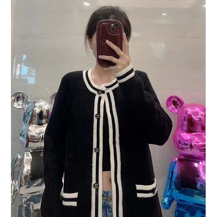 G*u*i women gg extra fine wool piquet coat collarless long sleeves two front pockets