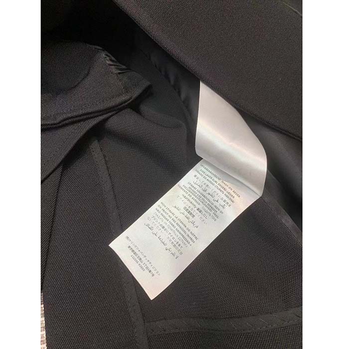G*u*i women gg fine wool crêpe jacket black satin unlined notch lapel three front pockets