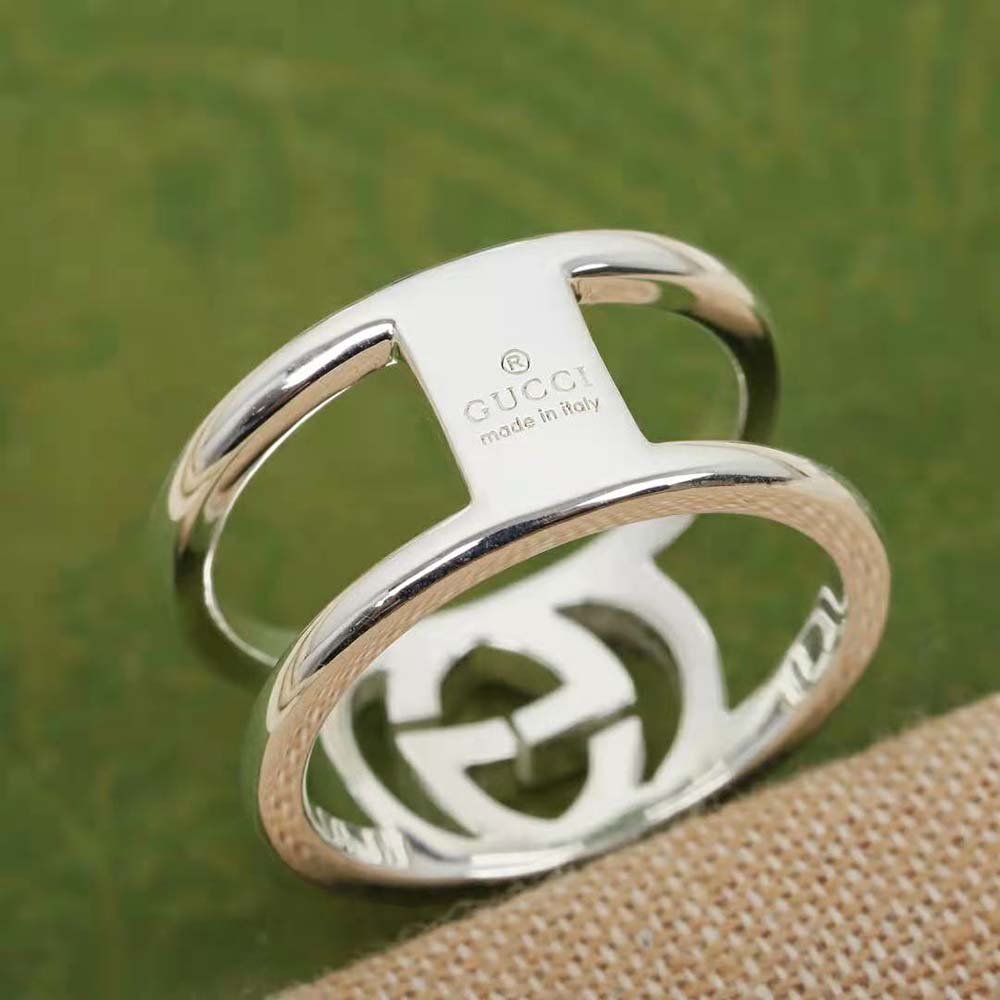G*u*i women interlocking g wide open band