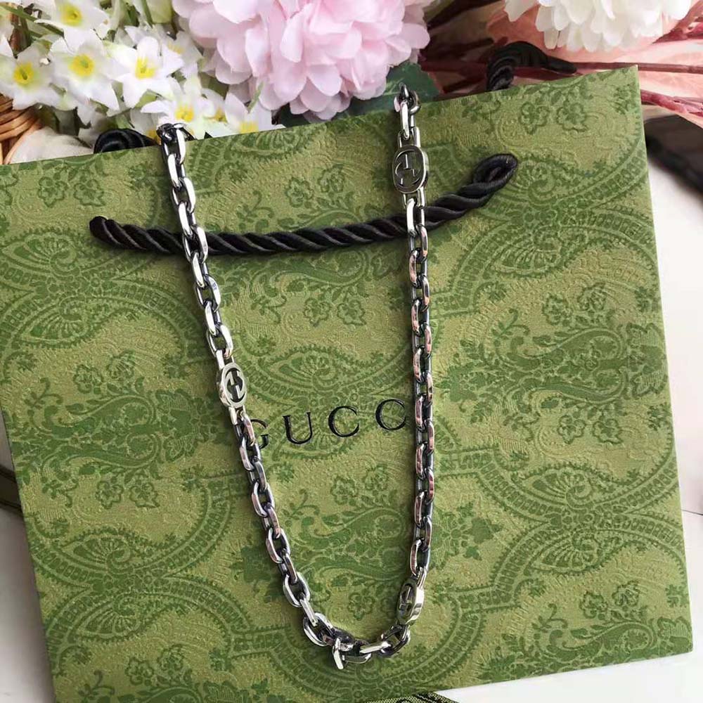 G*u*i women silver necklace with interlocking g