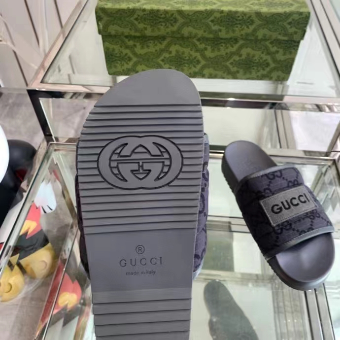 G*u*i unsiex gg slide sandal black ripstop recycled rubber flat