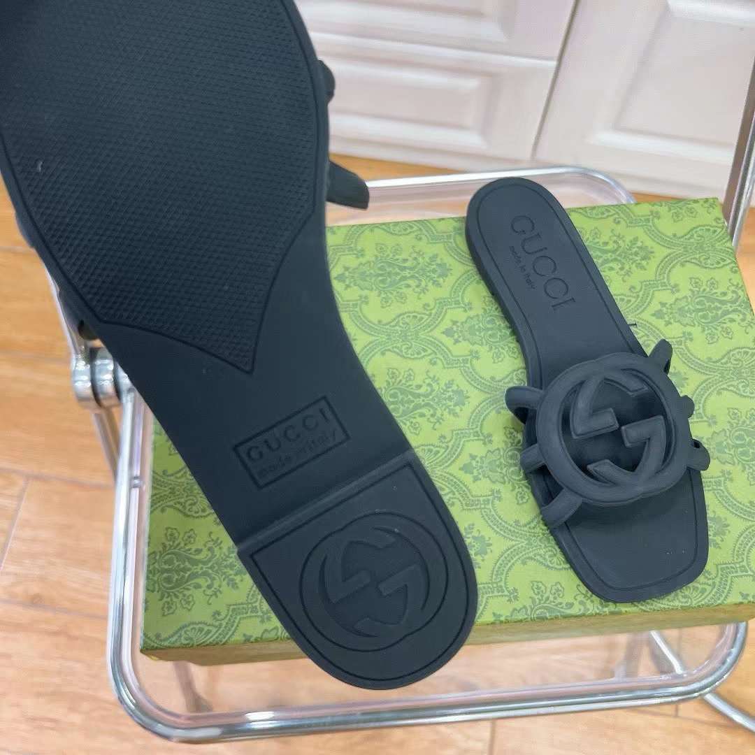 G*u*i unisex gg interlocking g slide sandal black rubber flat