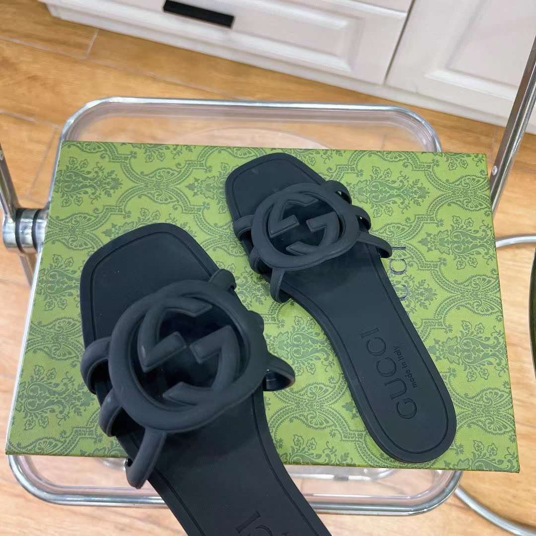 G*u*i unisex gg interlocking g slide sandal black rubber flat