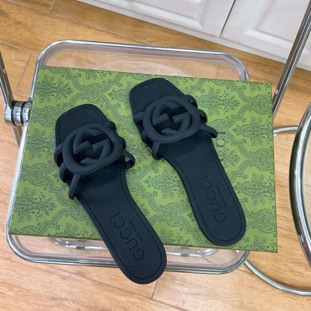 G*u*i unisex gg interlocking g slide sandal black rubber flat