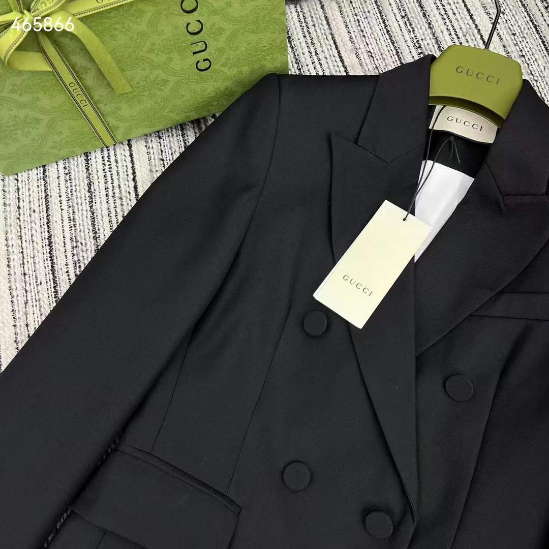 G*u*i women gg double-breasted wool jacket slimmer fitted sleeves button closure