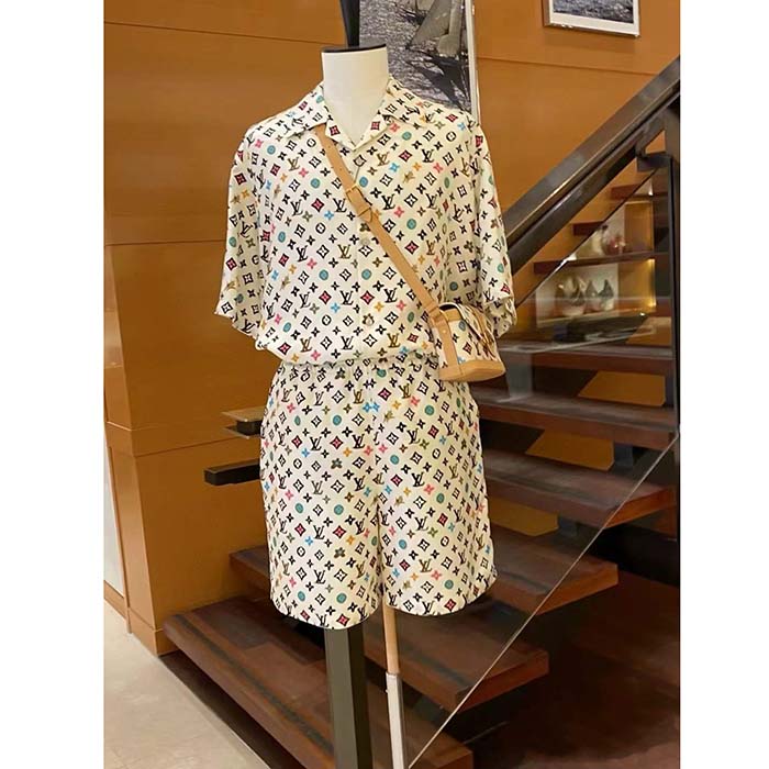 Louis Vuitton Men LV Monogram Printed Short-Sleeved Silk Shirt Relaxed Fit 1AFQ27