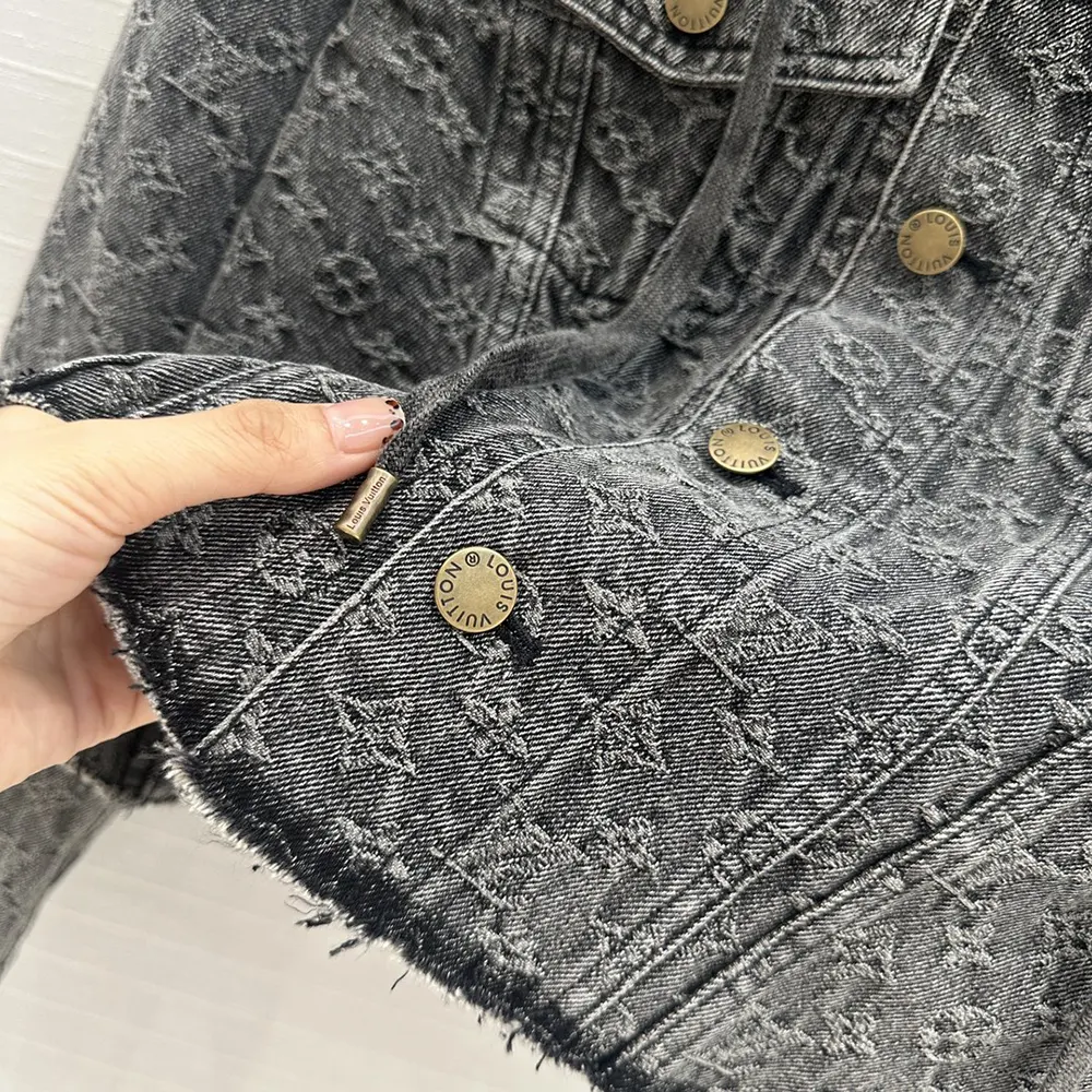 Louis Vuitton Women Vintage-Effect Monogram Denim Jacket 1AGBD3