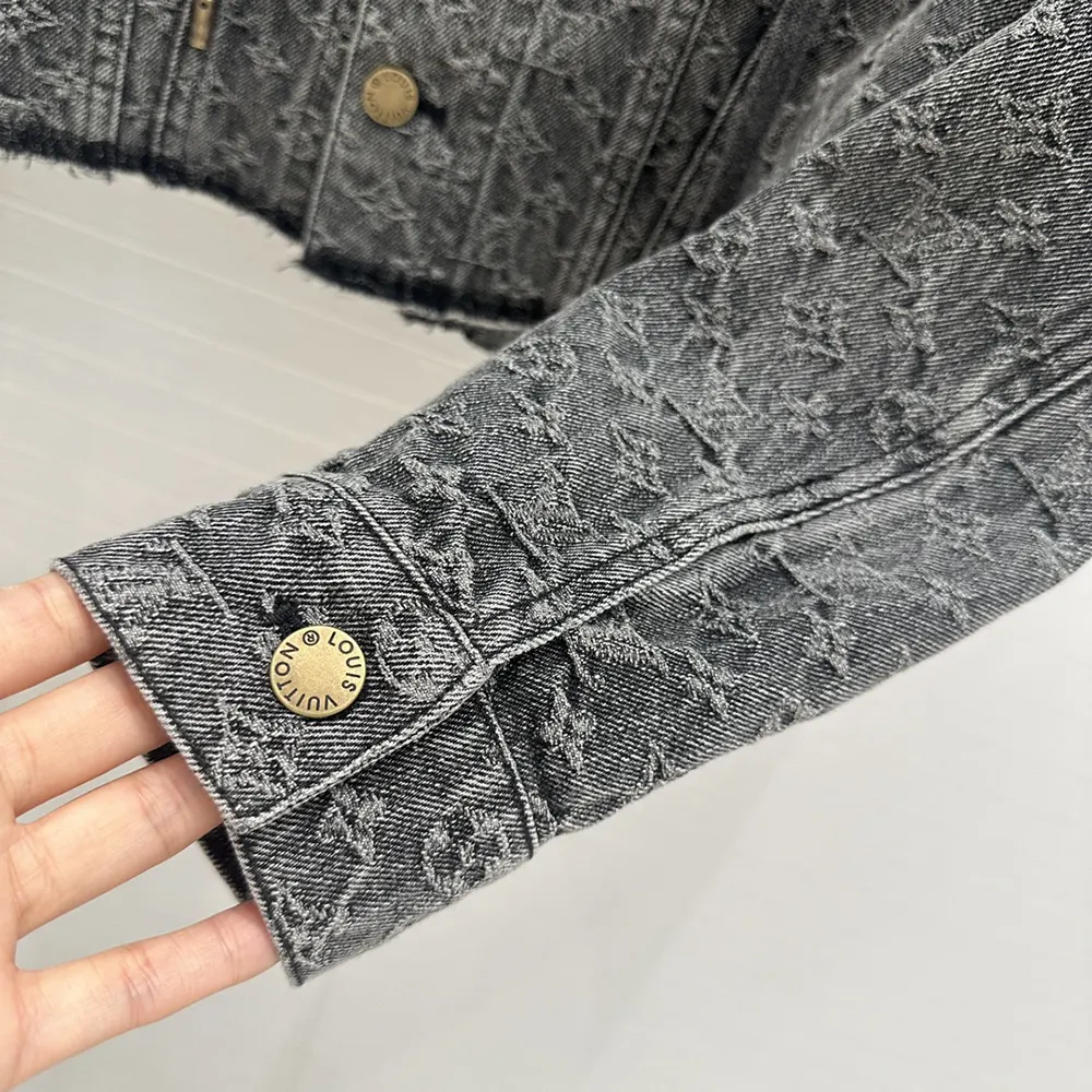 Louis Vuitton Women Vintage-Effect Monogram Denim Jacket 1AGBD3
