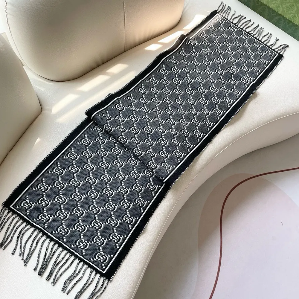 G*u*i unisex wool jacquard scarf with gg shadow-grey 7952764g2001362