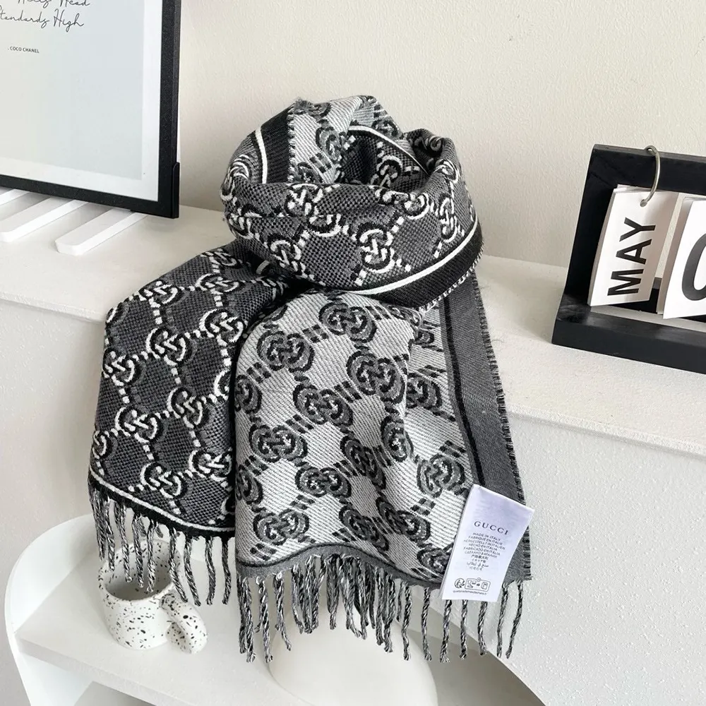 G*u*i unisex wool jacquard scarf with gg shadow-grey 7952764g2001362