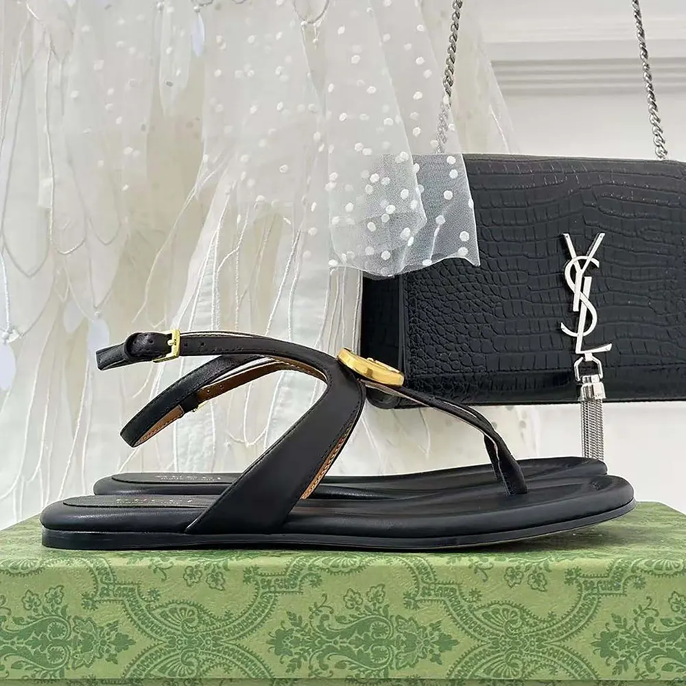 G*u*i women gg thong anklet flat leather sandals-black