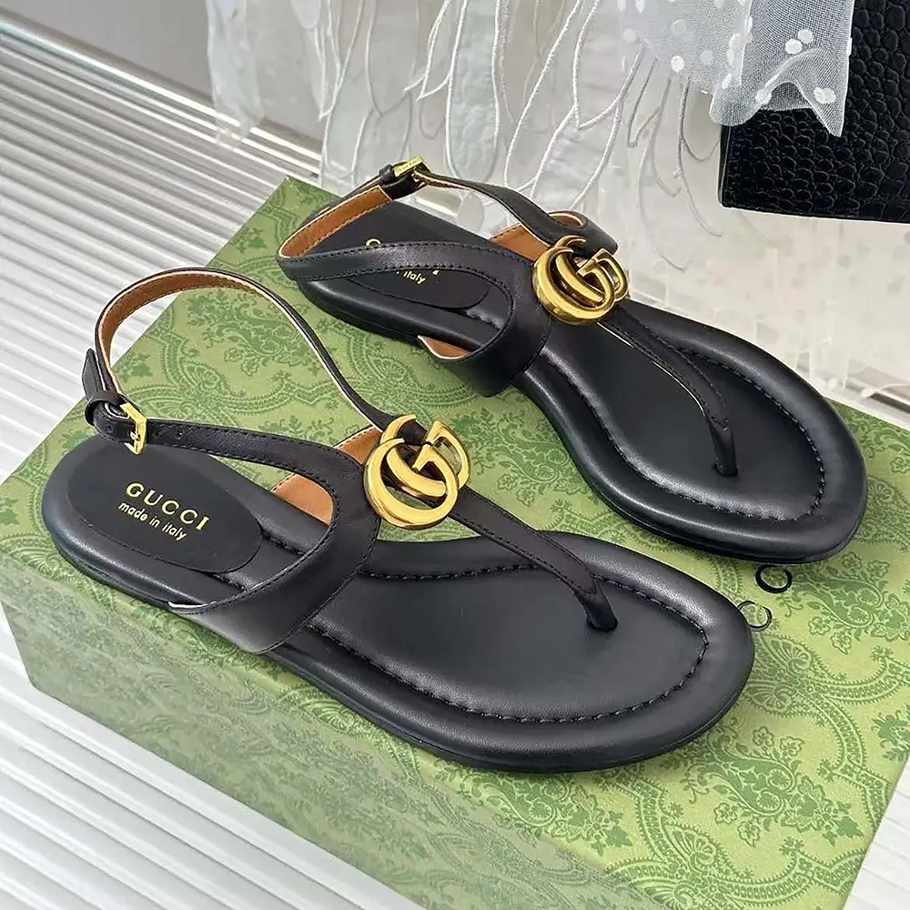 G*u*i women gg thong anklet flat leather sandals-black