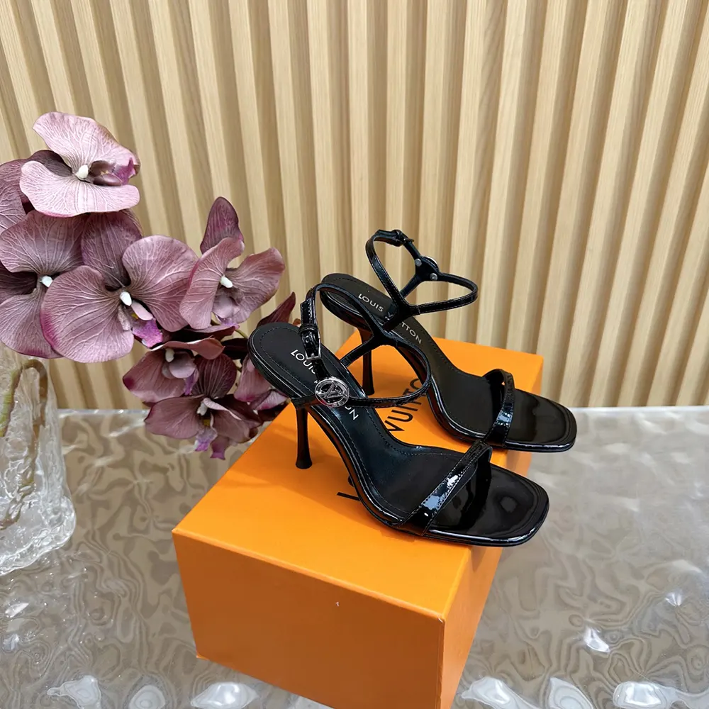 Louis Vuitton LV Women 6AM Sandal in Patent Calf Leather-Black 1AGWZM